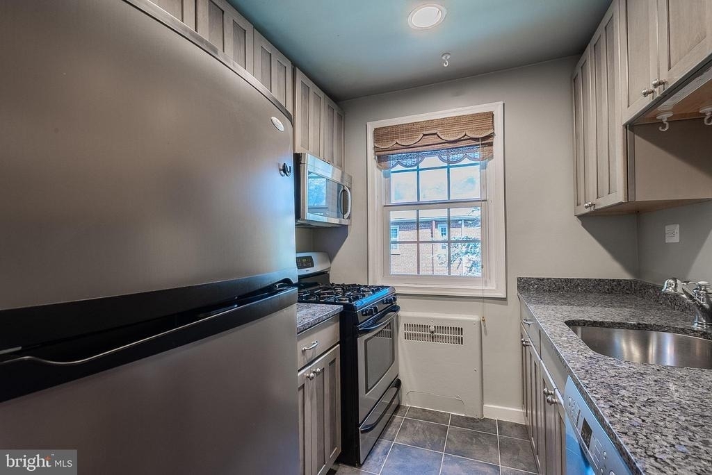 4374 N Pershing Drive - Photo 16