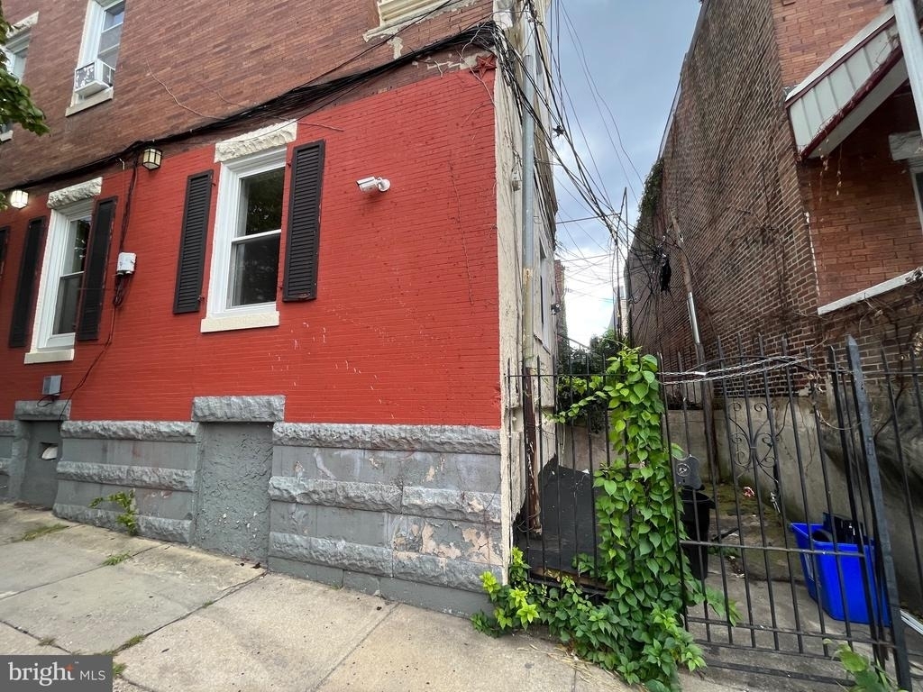 2938 W Oxford Street - Photo 19
