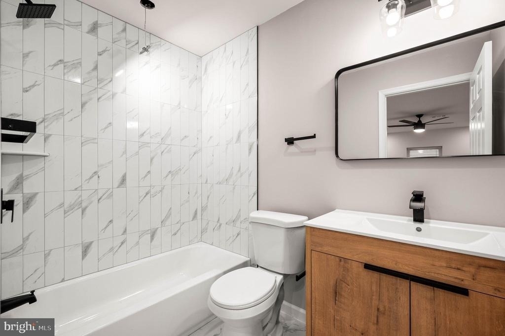 437 W Girard Avenue - Photo 5