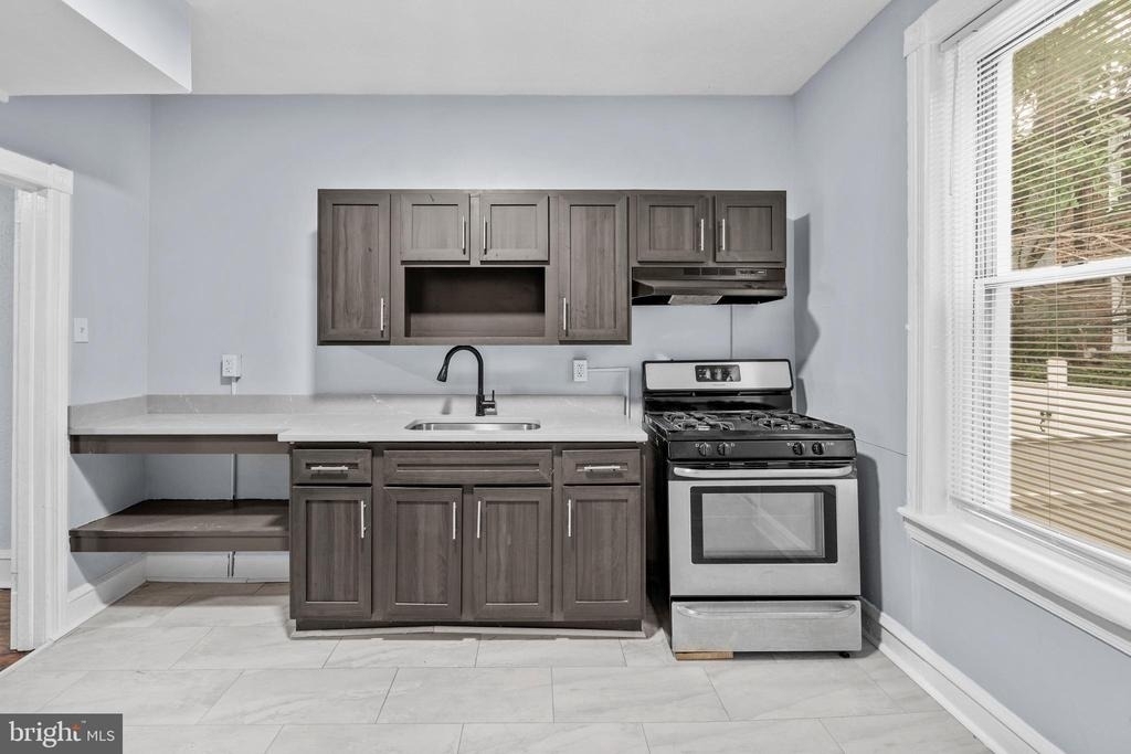 1619 S Conestoga Street - Photo 6
