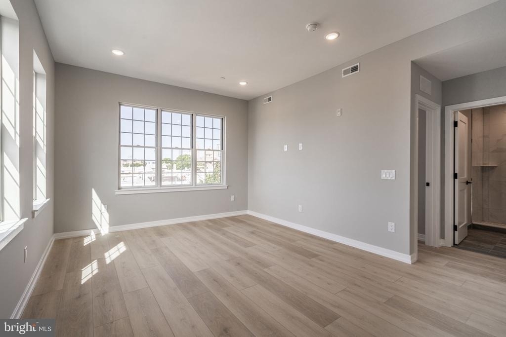 713 S Mildred Street - Photo 2