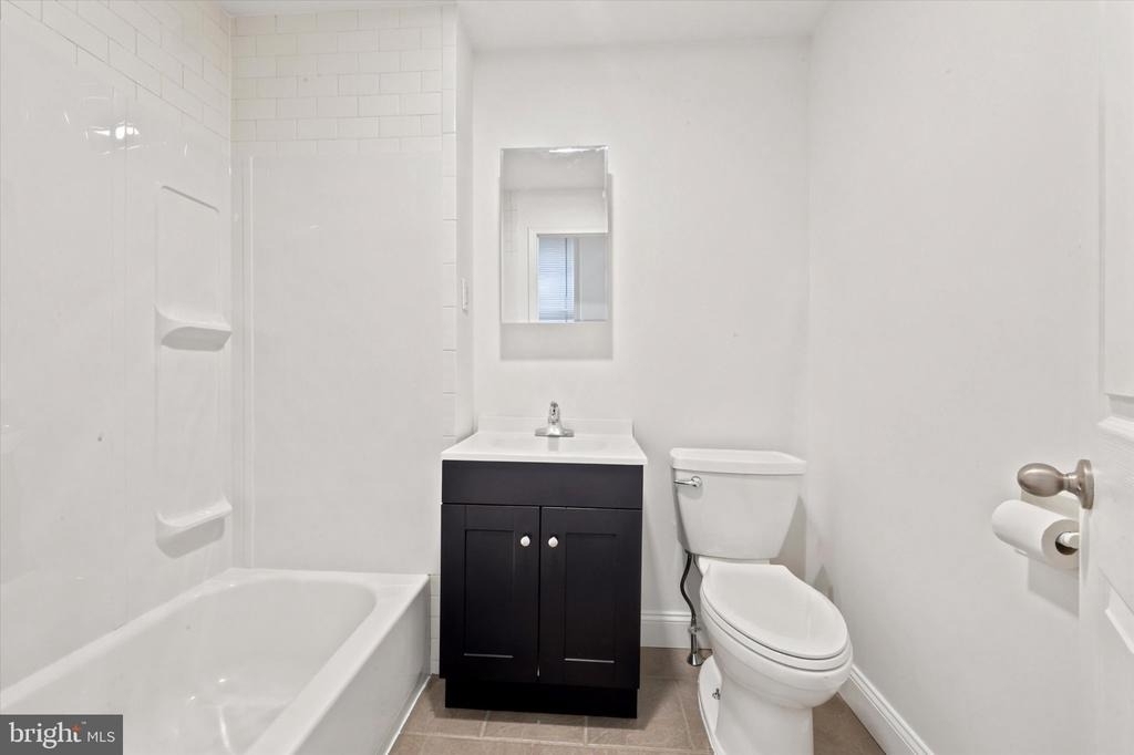 3153.5 Richmond Street - Photo 5
