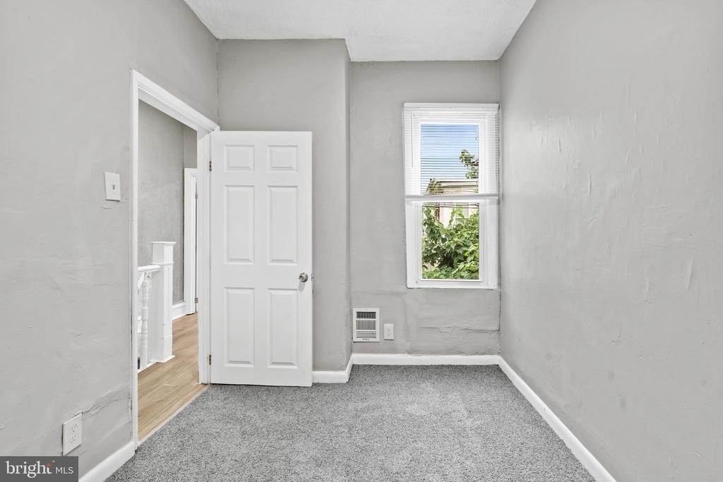 2352 N Colorado Street - Photo 14