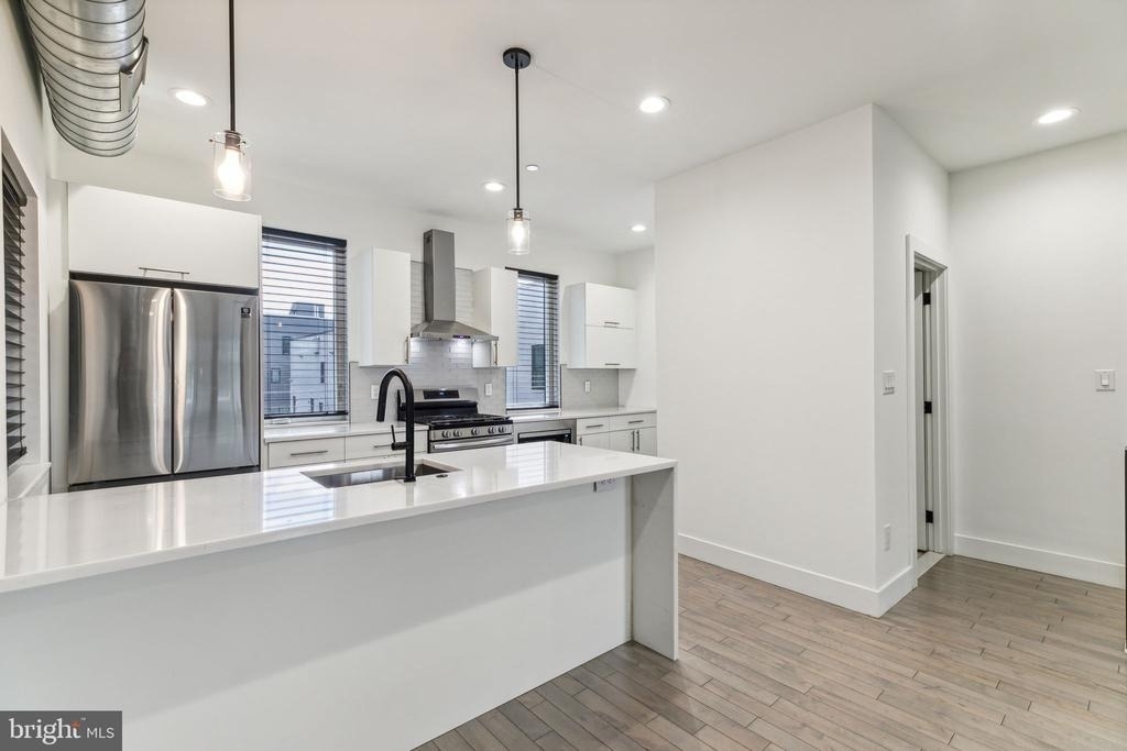 2835 Edgemont Street - Photo 12