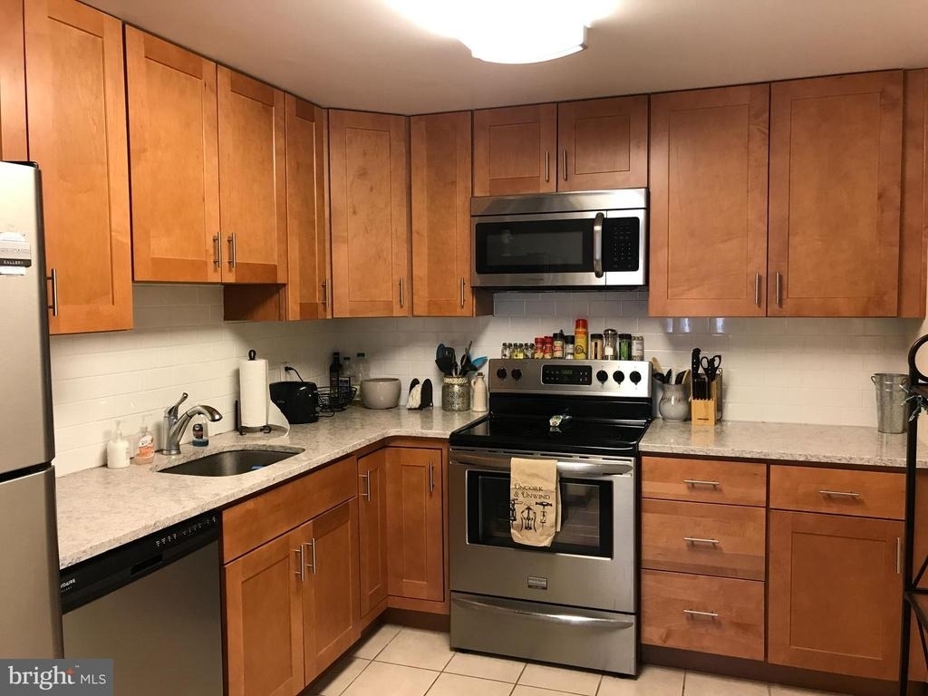 706-8 N 23rd Street - Photo 2