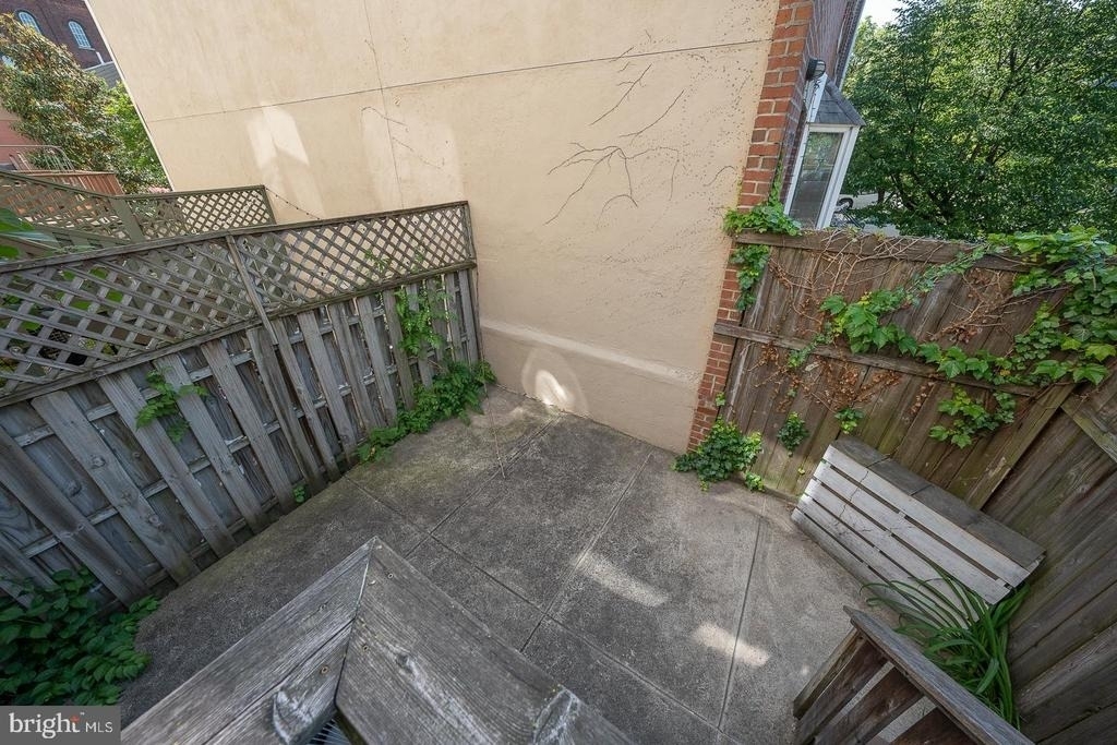 2822 Ogden Street - Photo 25