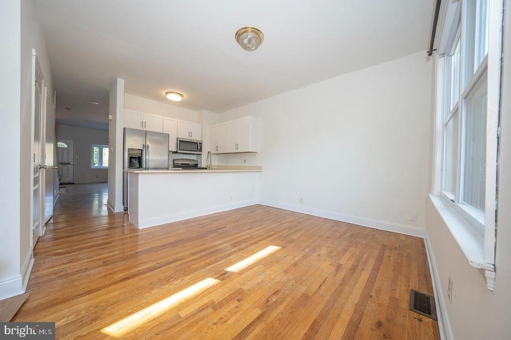 2822 Ogden Street - Photo 5