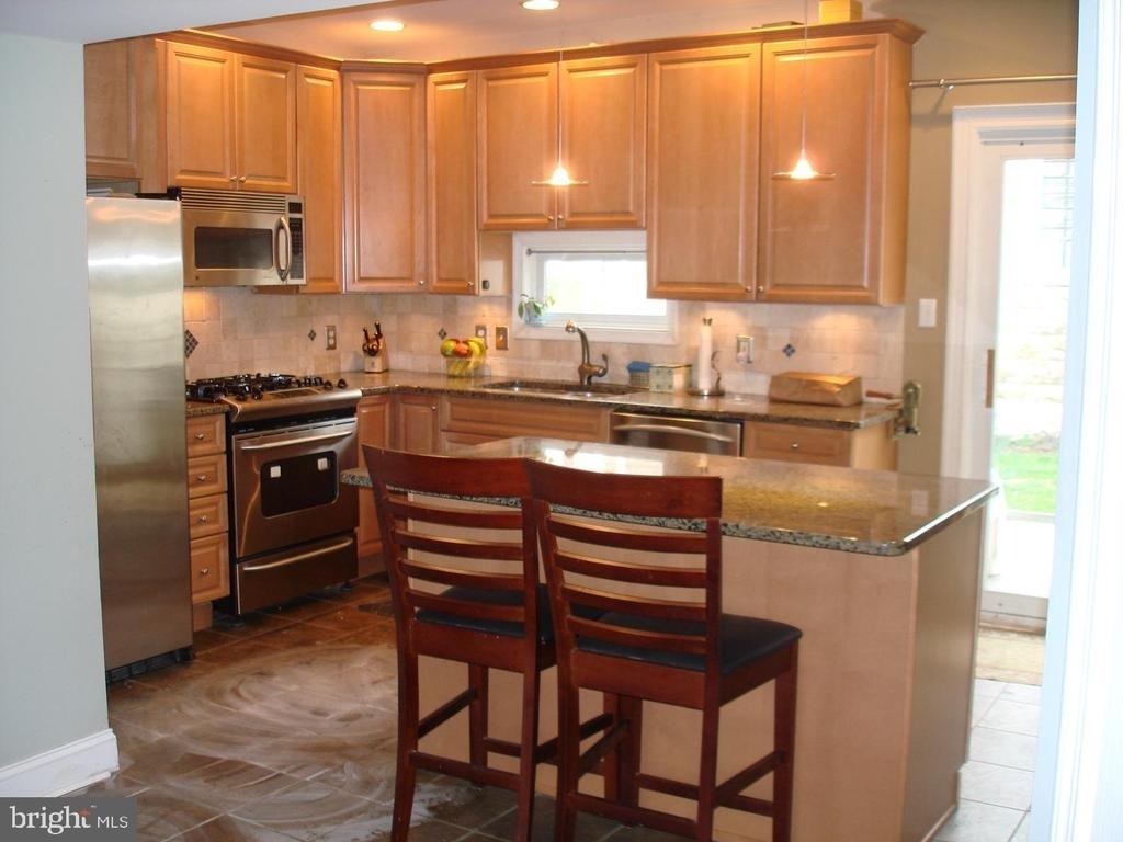 160 Levering Street - Photo 3