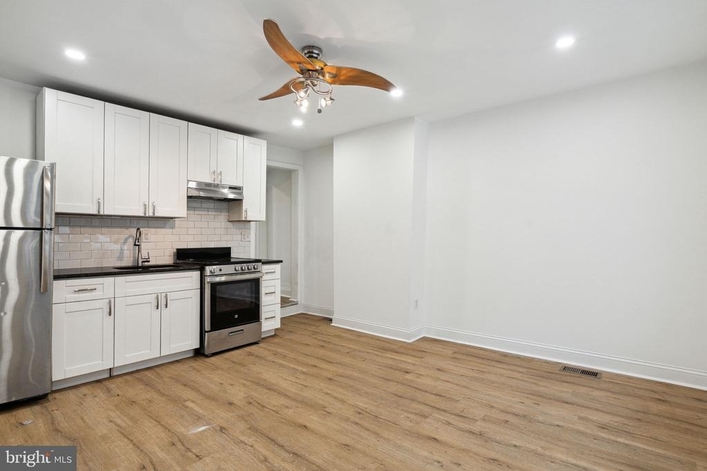 1821 Memphis Street - Photo 0