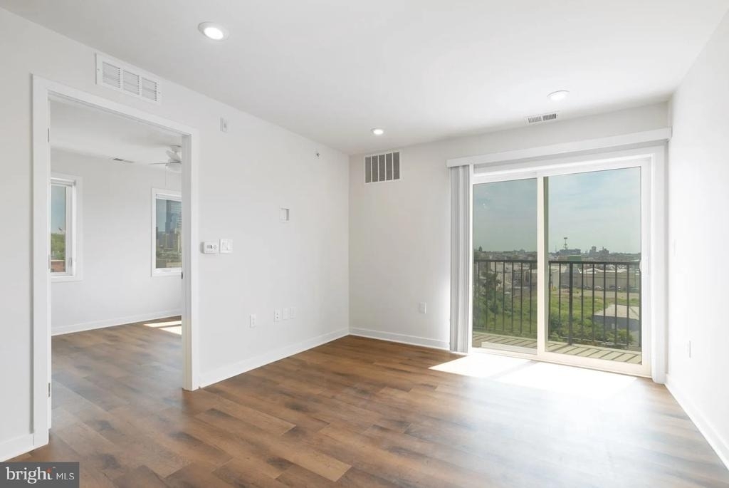 2501 Washington Avenue - Photo 3