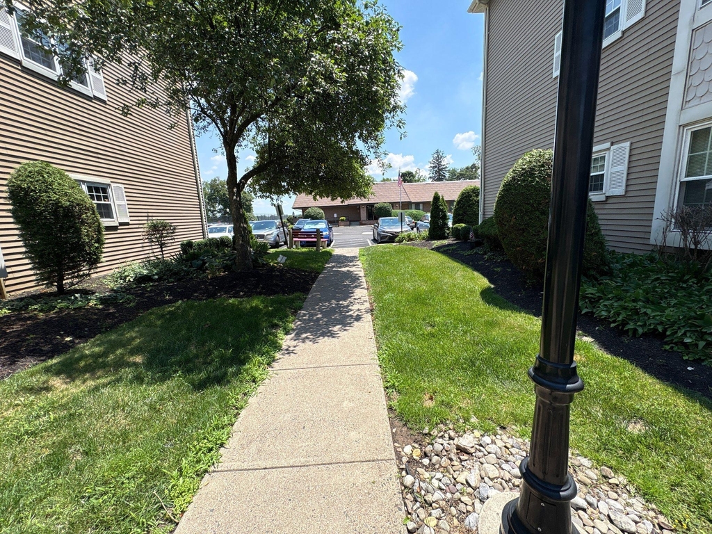 72304 Delaire Landing Road - Photo 3