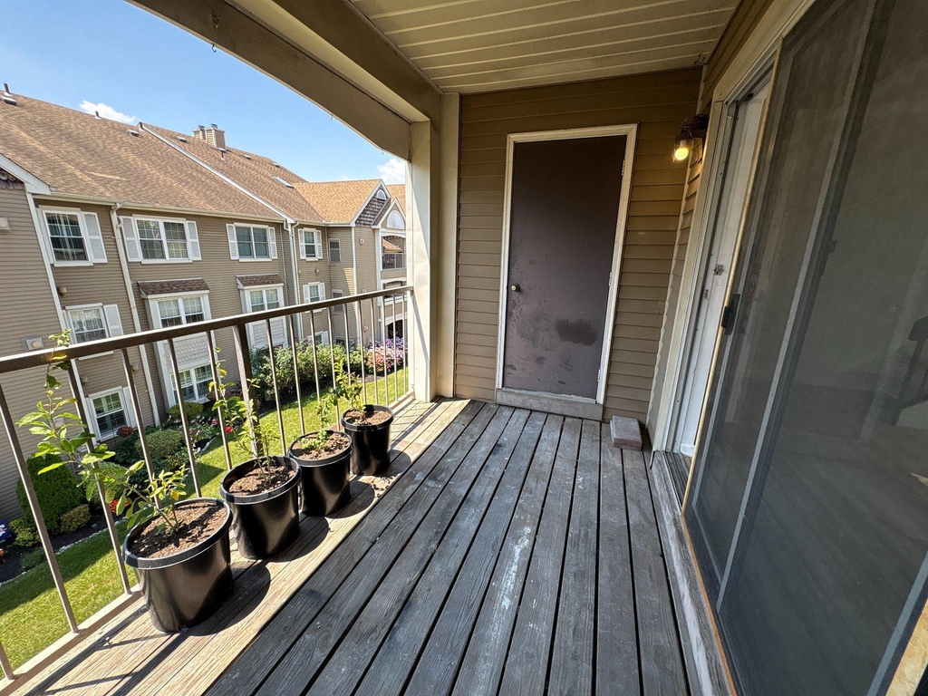 72304 Delaire Landing Road - Photo 21