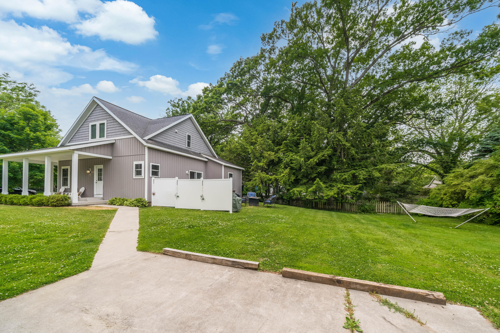 580 Mason Street - Photo 12