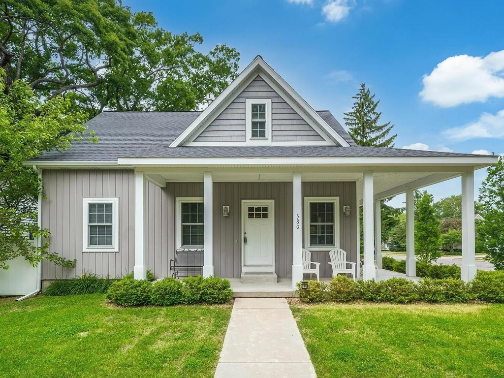 580 Mason Street - Photo 0