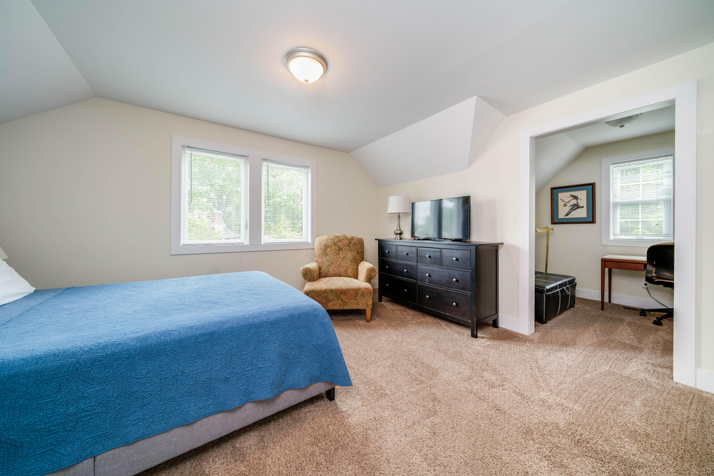 580 Mason Street - Photo 8