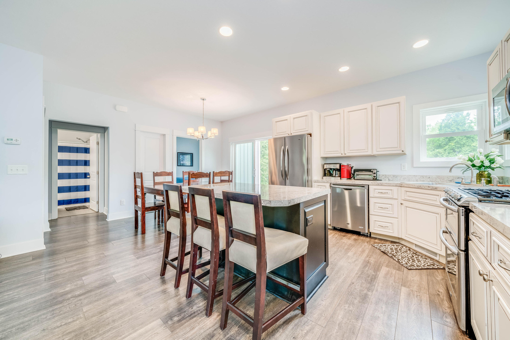 580 Mason Street - Photo 3