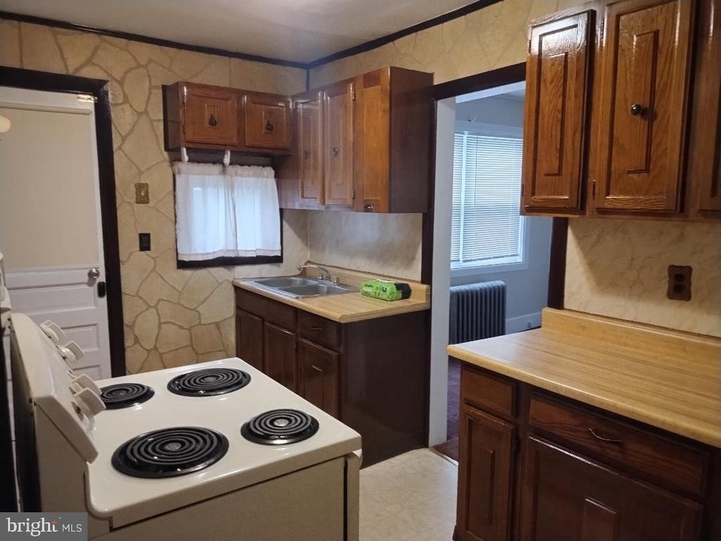 1133 Sterling Avenue - Photo 4