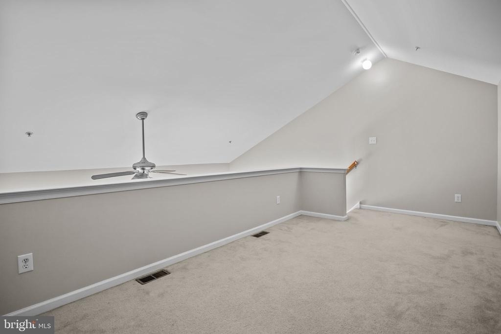 618 Songbird Court - Photo 12