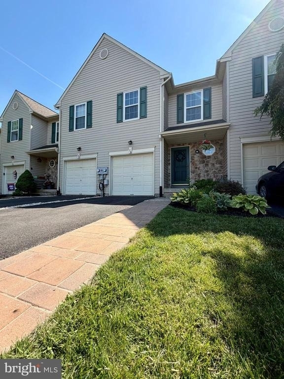 176 Strawberry Lane - Photo 3