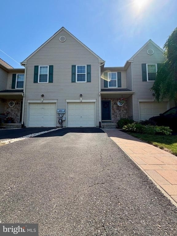 176 Strawberry Lane - Photo 4
