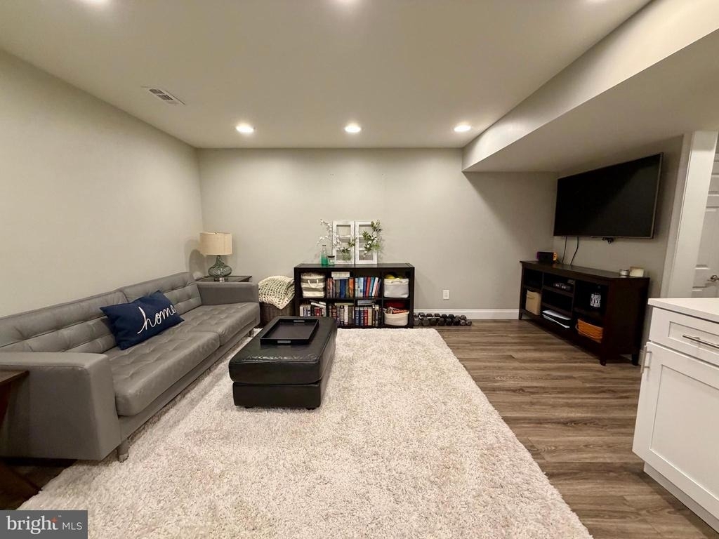 176 Strawberry Lane - Photo 34