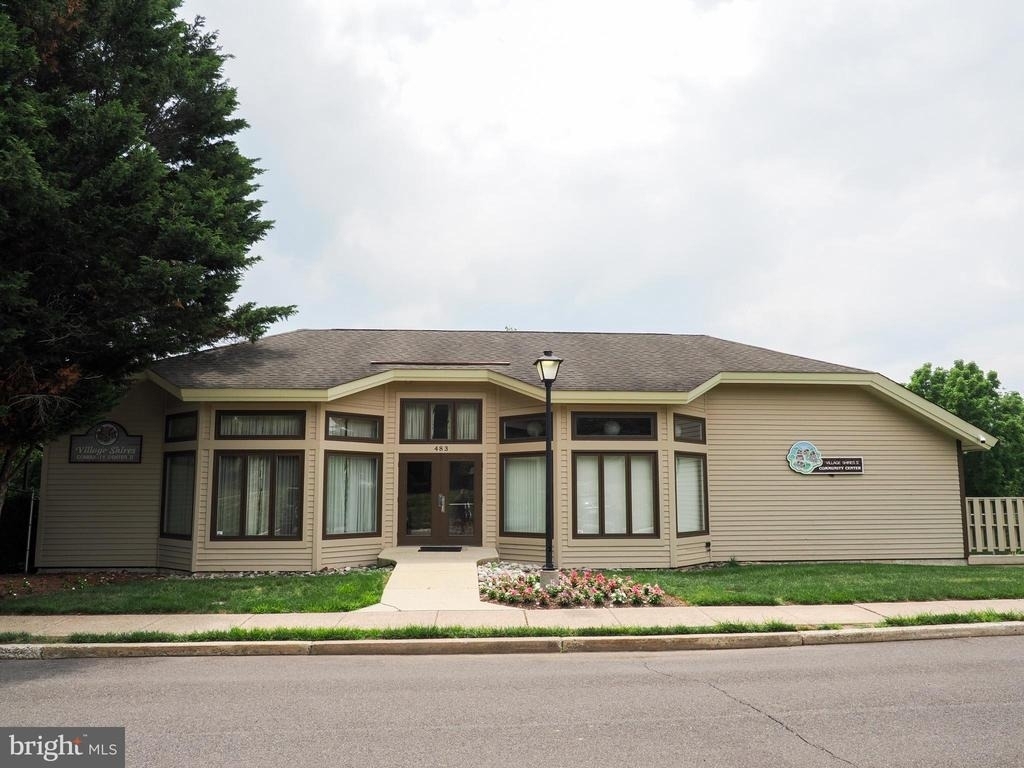 16012 Beacon Hill Drive - Photo 19