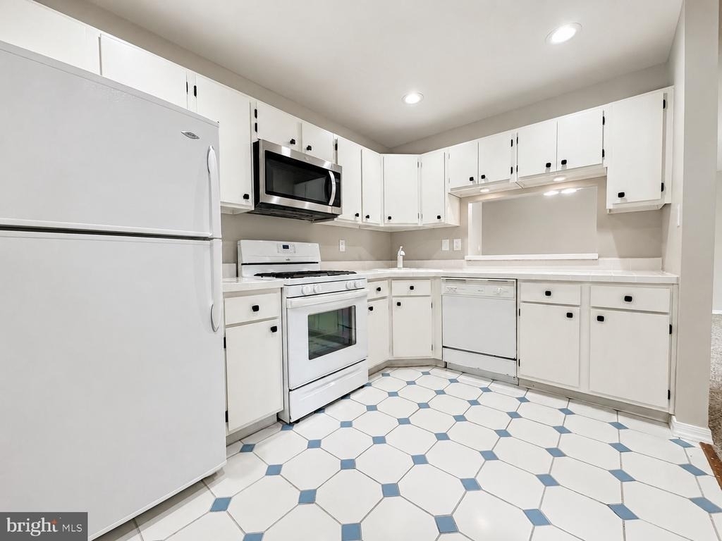 17 Barberry Court - Photo 5