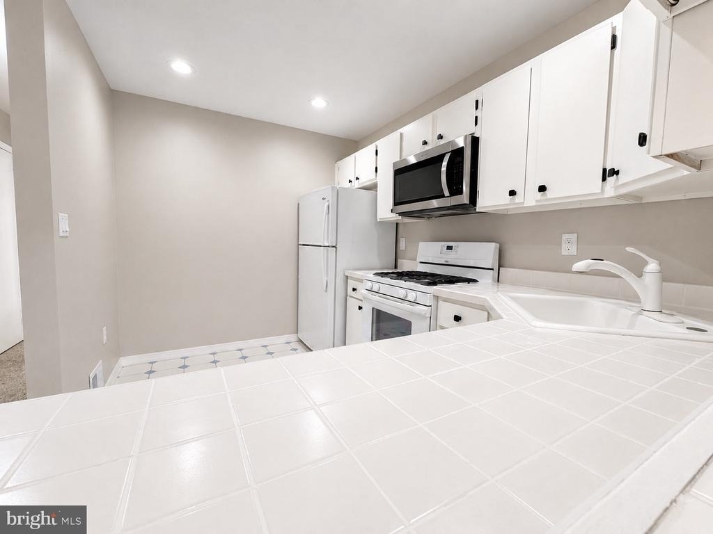 17 Barberry Court - Photo 7