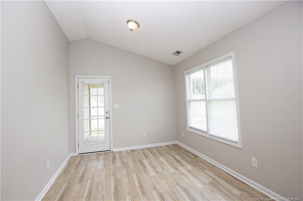 196 Lochwood Drive - Photo 8