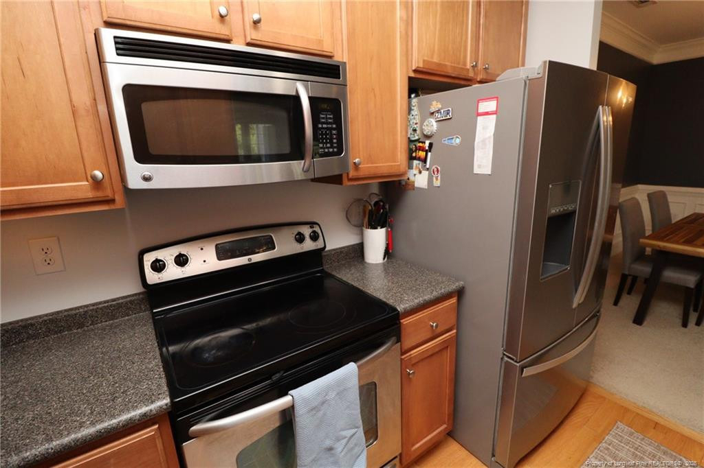 933 Portstewart Drive - Photo 13