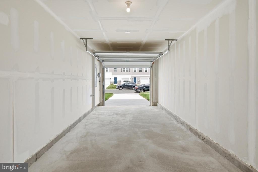 104 Clinton Street - Photo 37