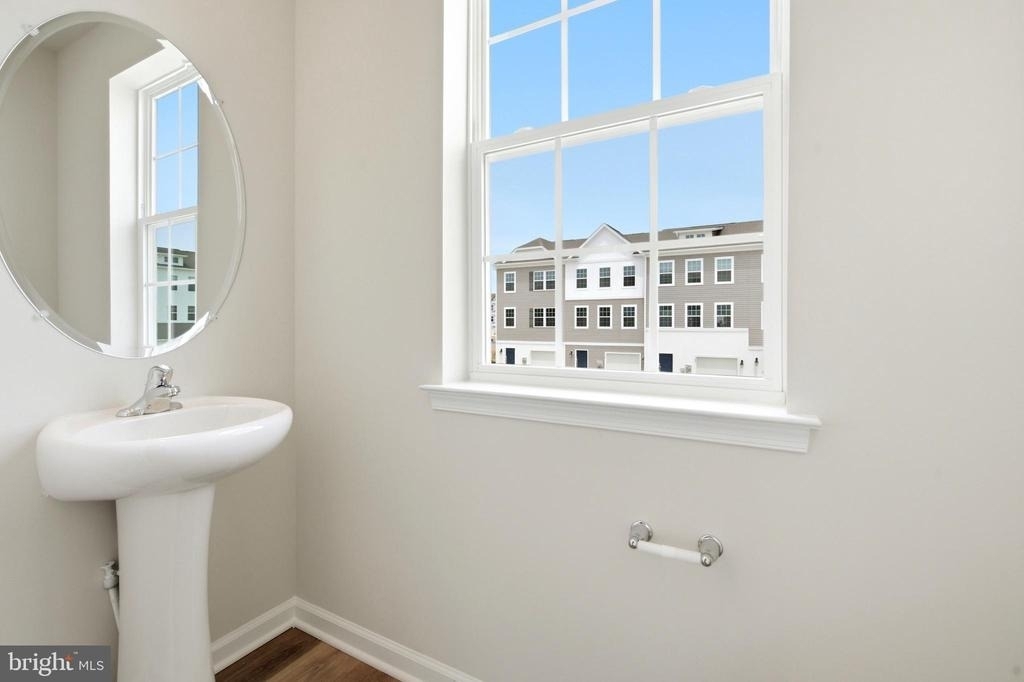 104 Clinton Street - Photo 19