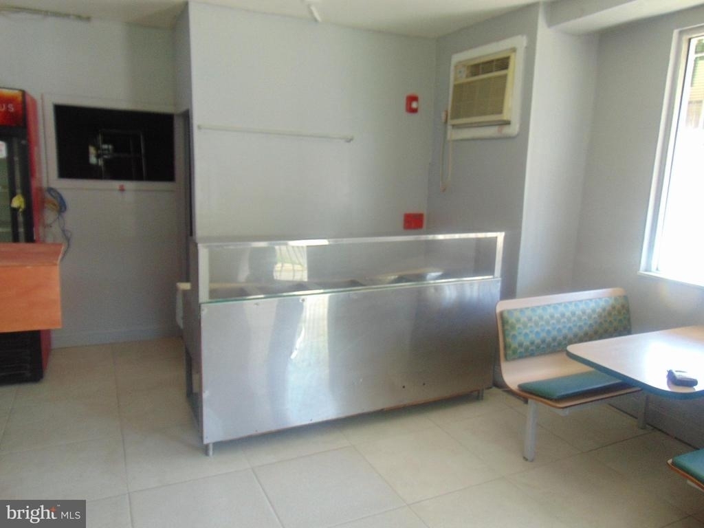 661 Grant Street - Photo 3