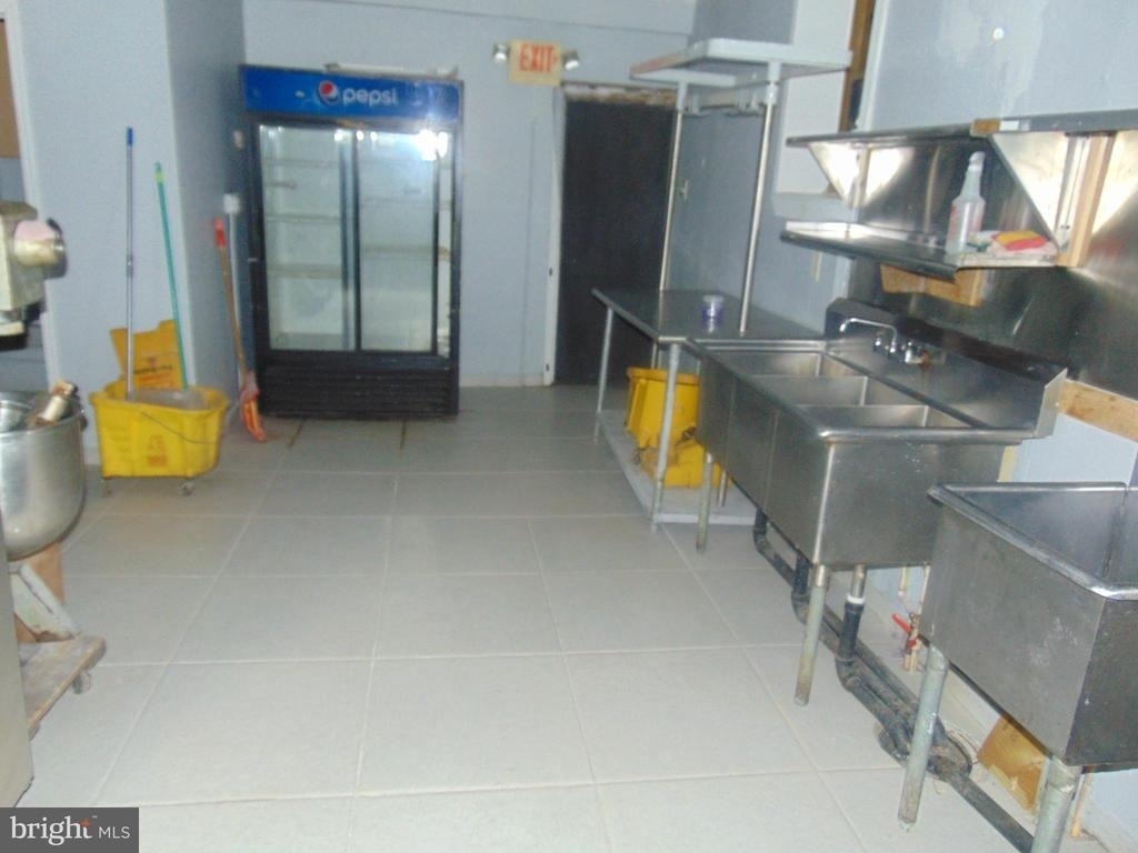 661 Grant Street - Photo 9