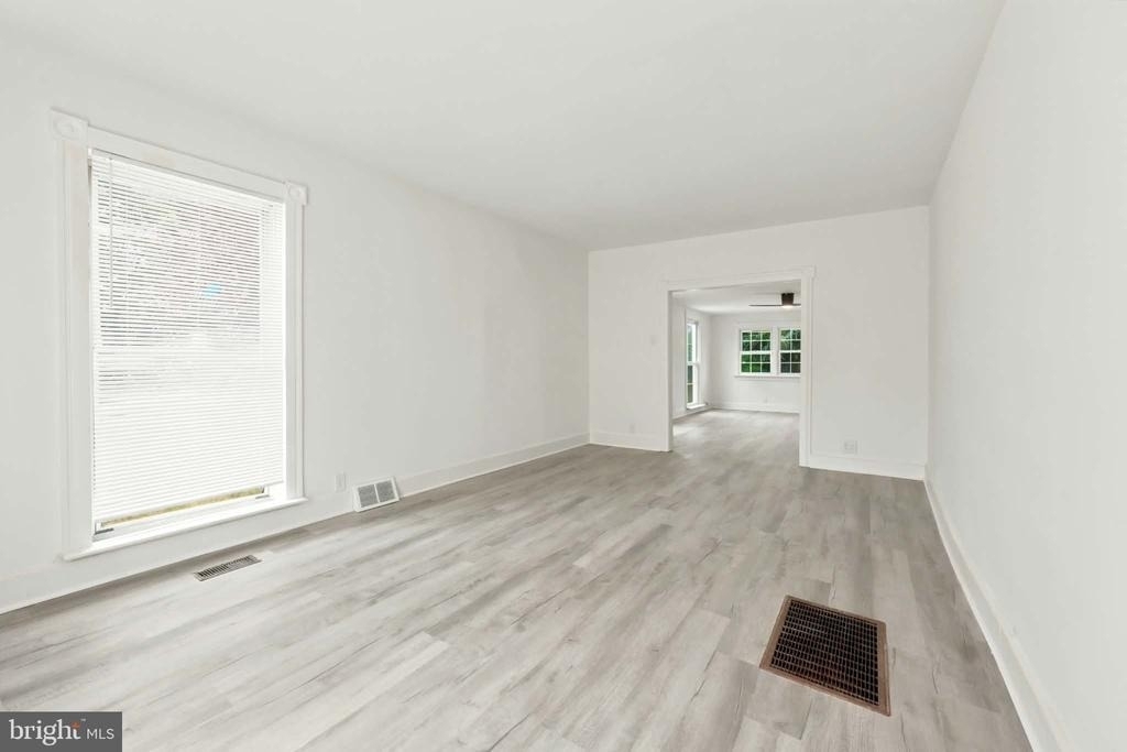 471 Elmwood Road - Photo 11