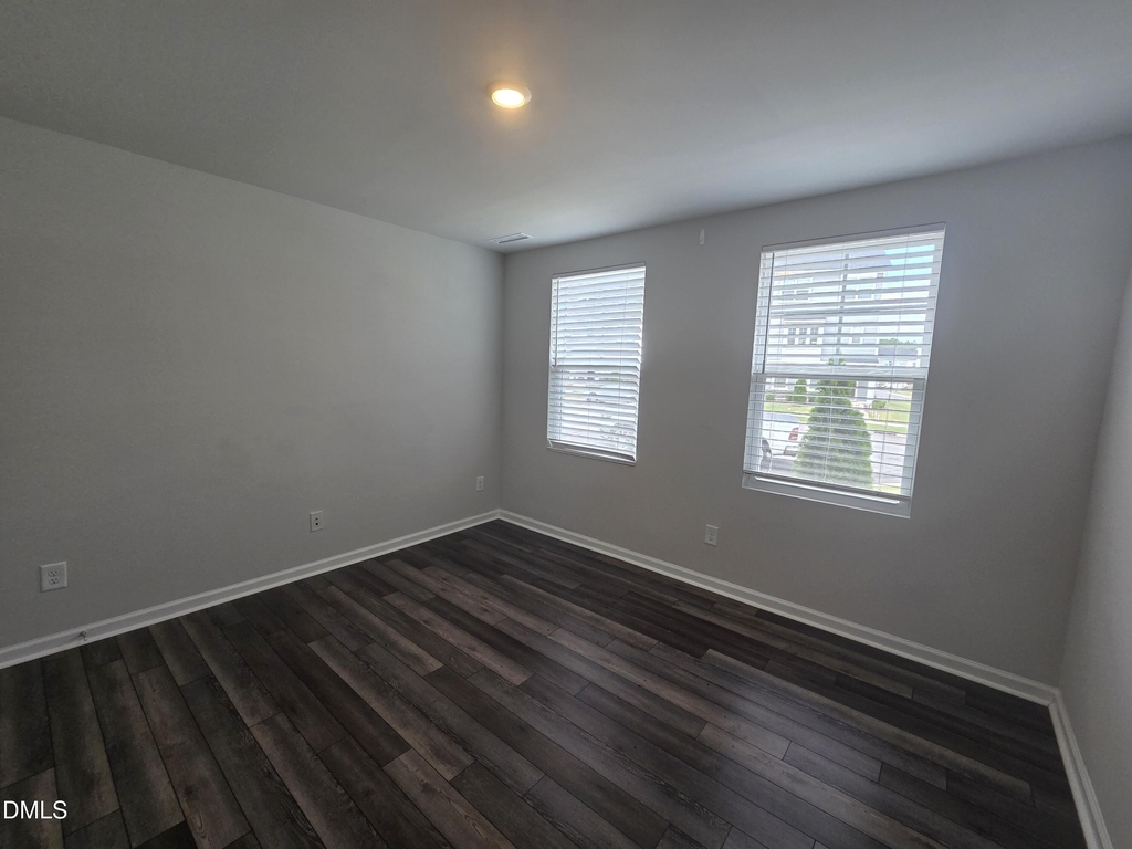 451 Carolina Springs Boulevard - Photo 7