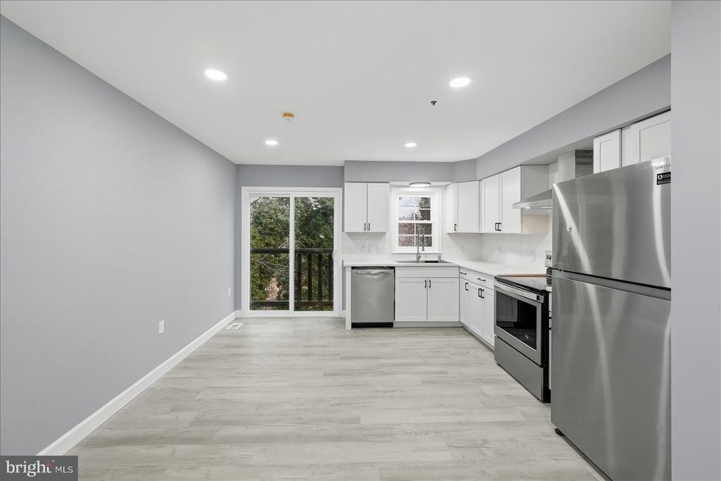 6915 Adel Street - Photo 59
