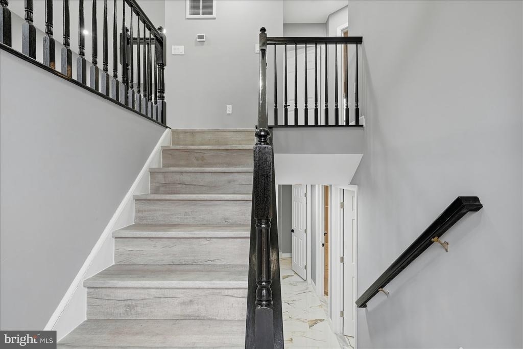 6915 Adel Street - Photo 41