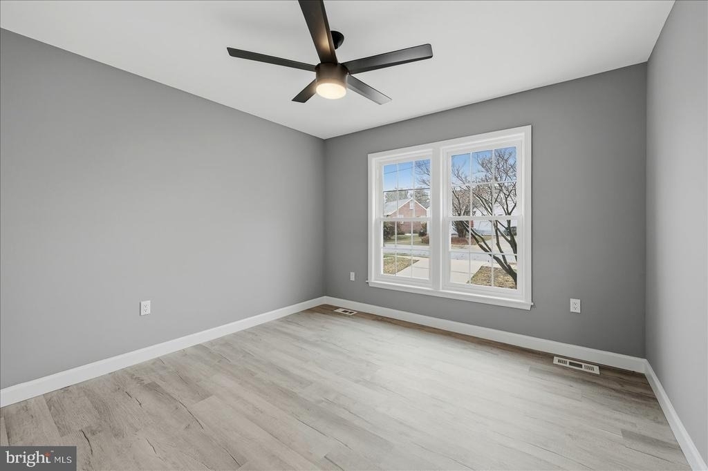 6915 Adel Street - Photo 29