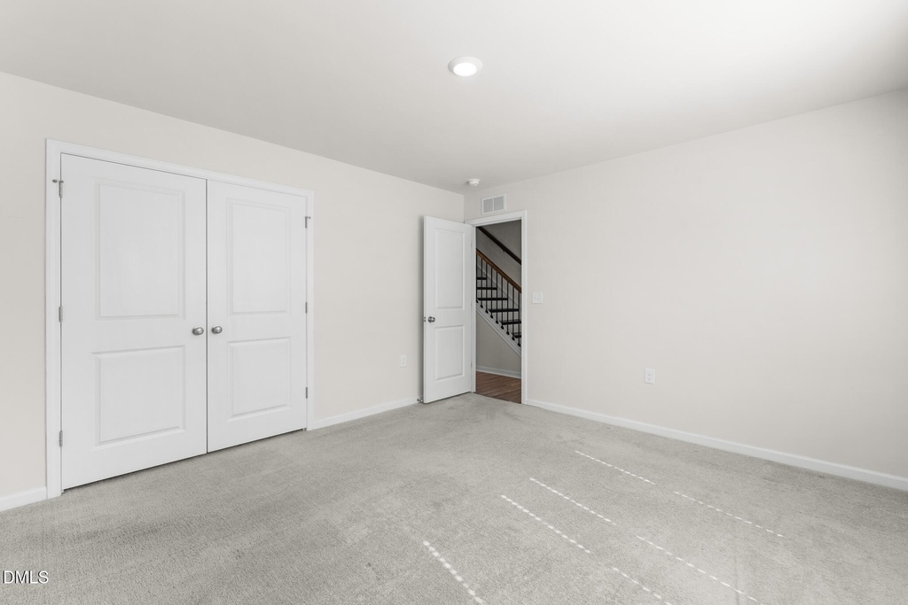 1009 Belloak Way - Photo 4
