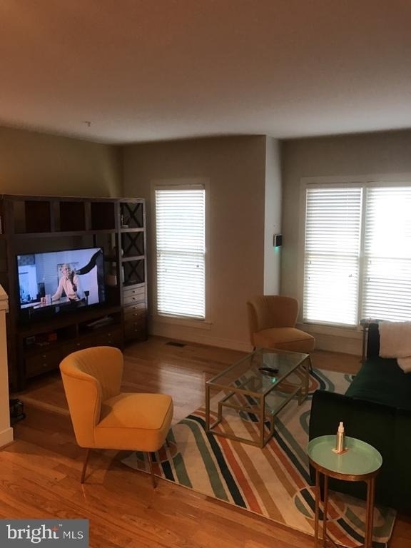 5603 Lustine Street - Photo 6