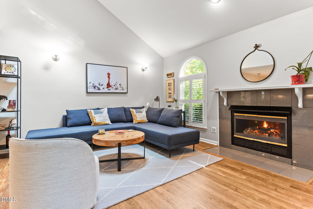 69 Margaret Place - Photo 3
