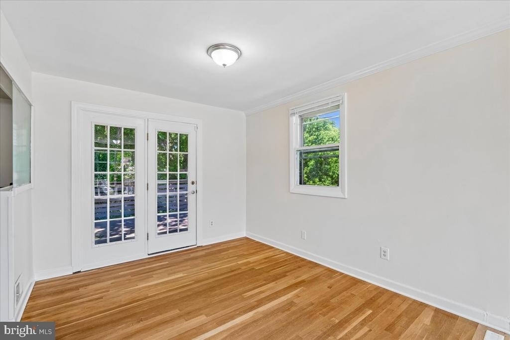 13012 Georgia Avenue - Photo 6