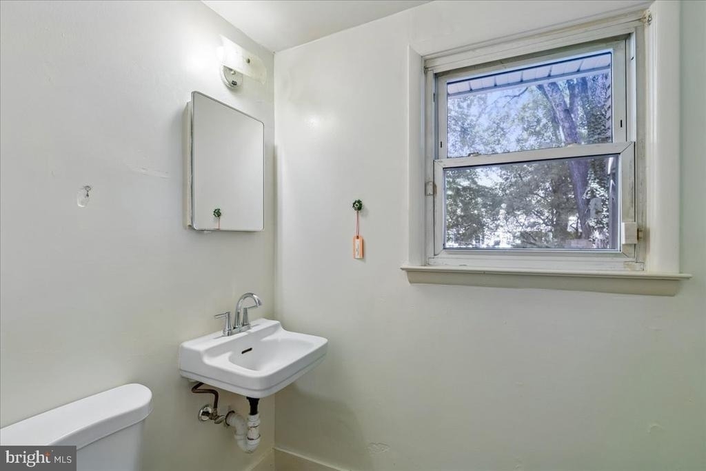 13012 Georgia Avenue - Photo 24