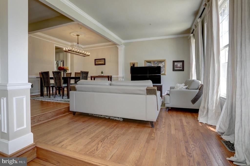 11906 Castlegate Court - Photo 4