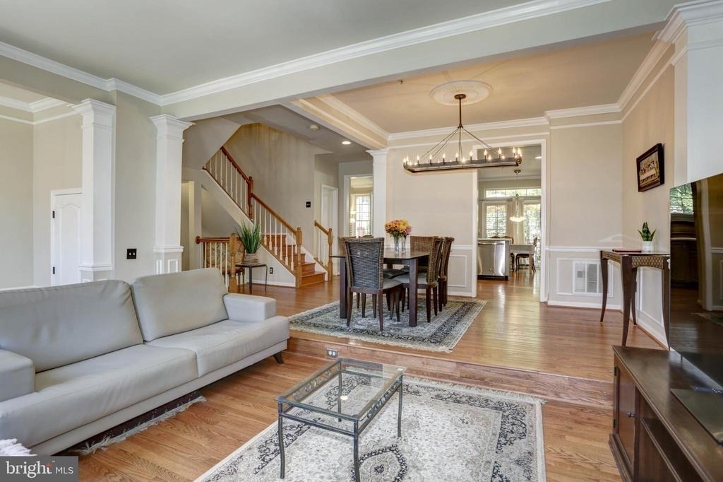 11906 Castlegate Court - Photo 6