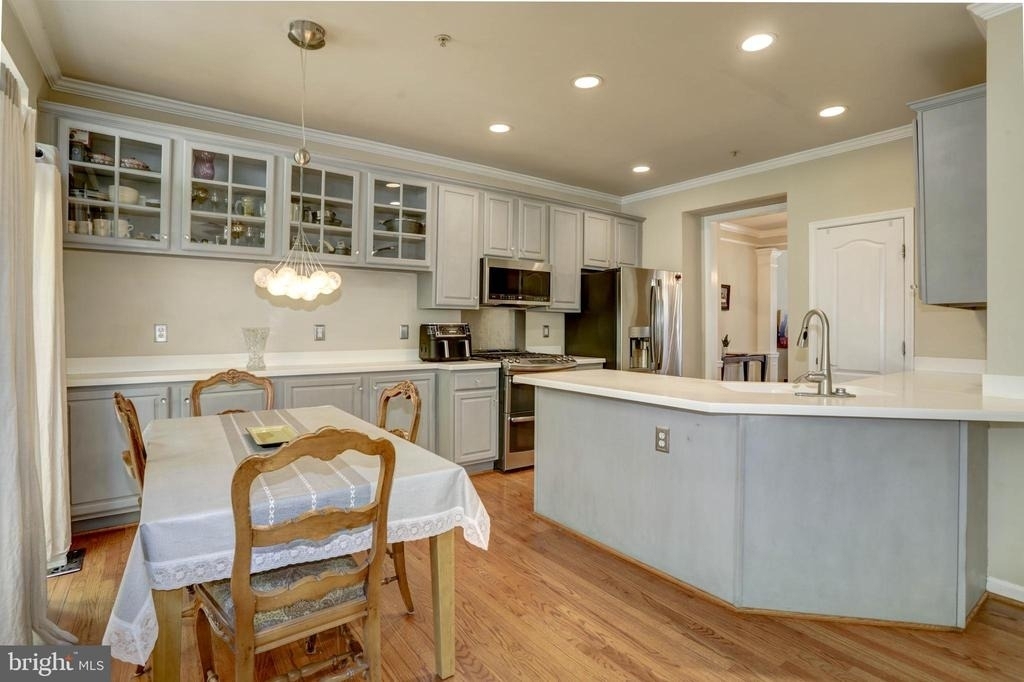 11906 Castlegate Court - Photo 12