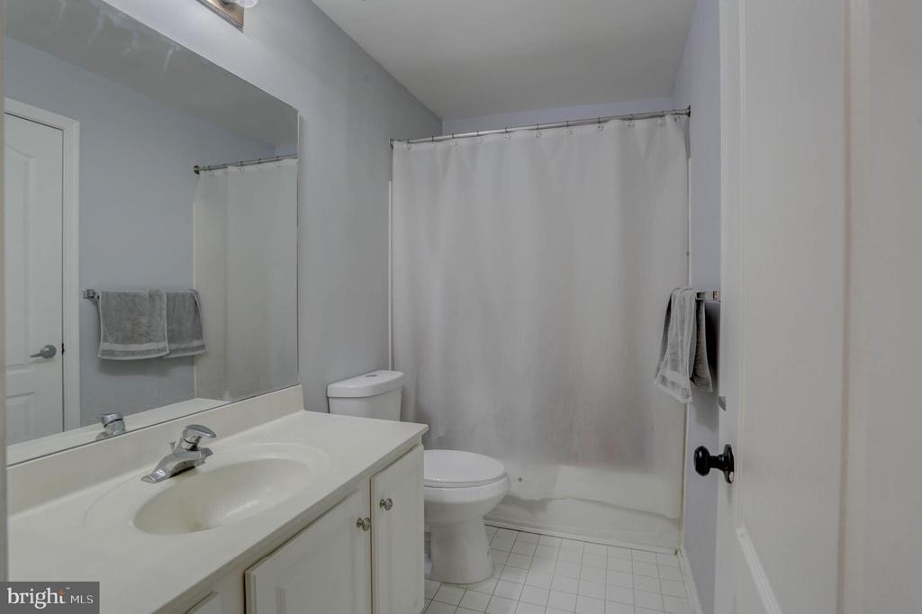 11906 Castlegate Court - Photo 30