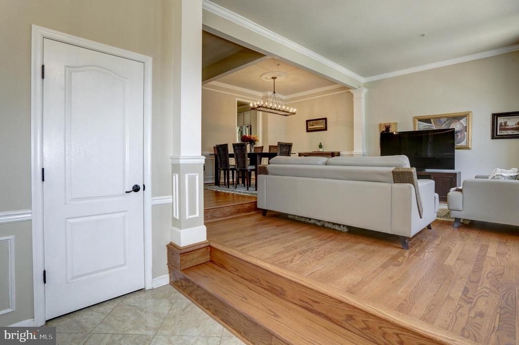 11906 Castlegate Court - Photo 3