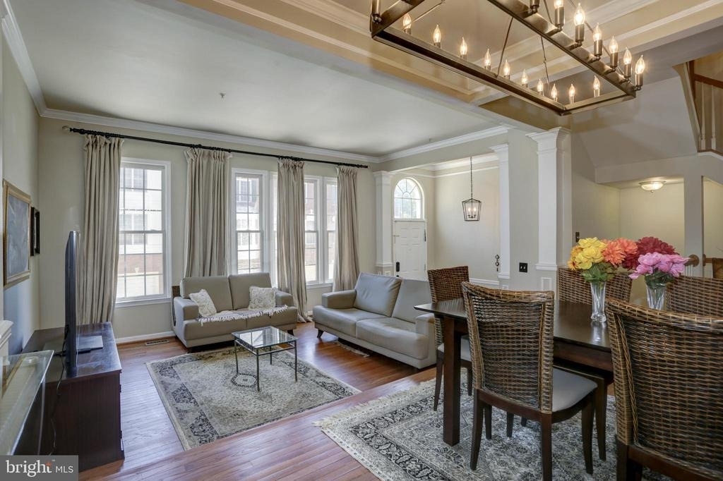 11906 Castlegate Court - Photo 9
